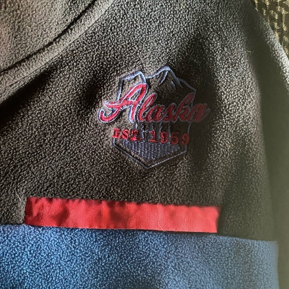 Alaska Est. 1959 Polar Fleece Pullover - Picture 3 of 5